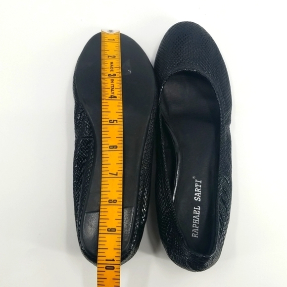 RS Black Genuine Leather Textured Round Toe Ballet Flat - Picture 8 of 9